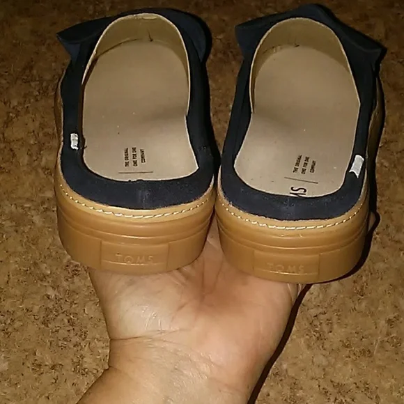 COPY - Women's NIB Suede Tom's Mules - Picture 4 of 8